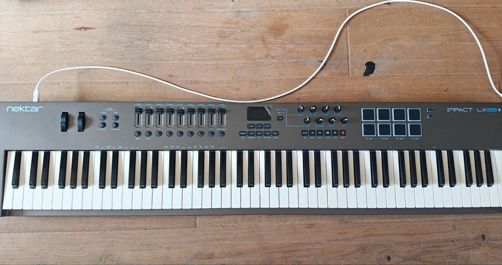 Nektar Impact LX88+ USB/MIDI Controller, Muziek en Instrumenten, Ophalen, Zo goed als nieuw