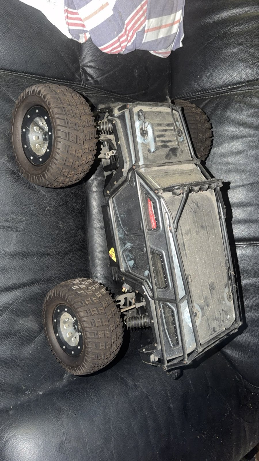 Thunder Tiger K-ROCK MT4 Mid-Engine Monster Truck RTR $, Hobby en Vrije tijd, Ophalen of Verzenden, Zo goed als nieuw