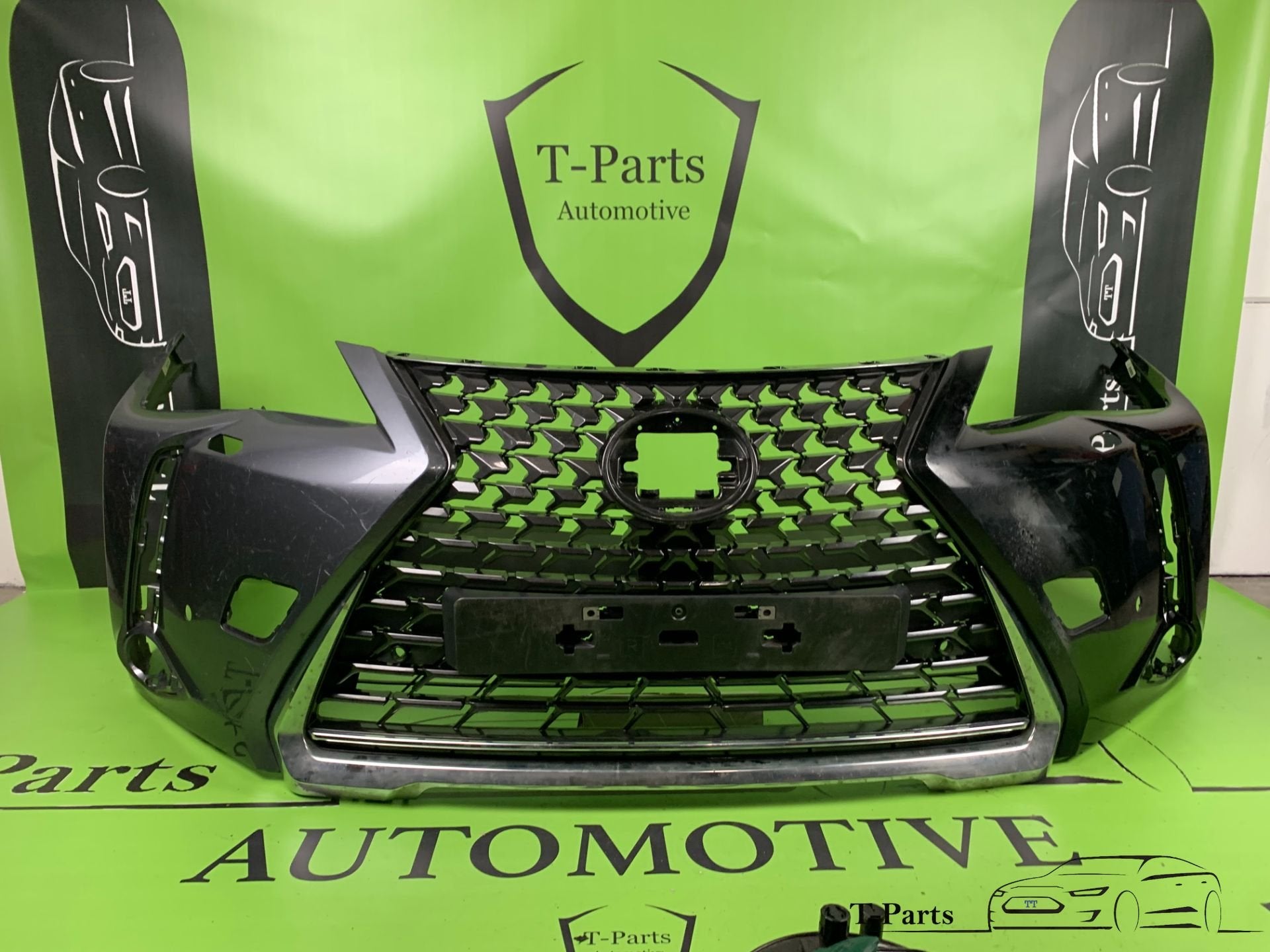 lexus ux voorbumper grille bumper gril, Auto-onderdelen, Info@fabrikant.eu, Lexus, Bumper, Fabrikantstraat 1
1000 AA  Amsterdam