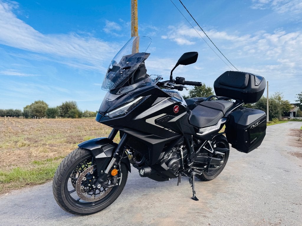 Honda 1100 NT Nieuw model! BTW moto. Garatie tot 2030!, Motos, Motos | Honda, Tourisme, Plus de 35 kW, Poignées chauffantes, 2 cylindres