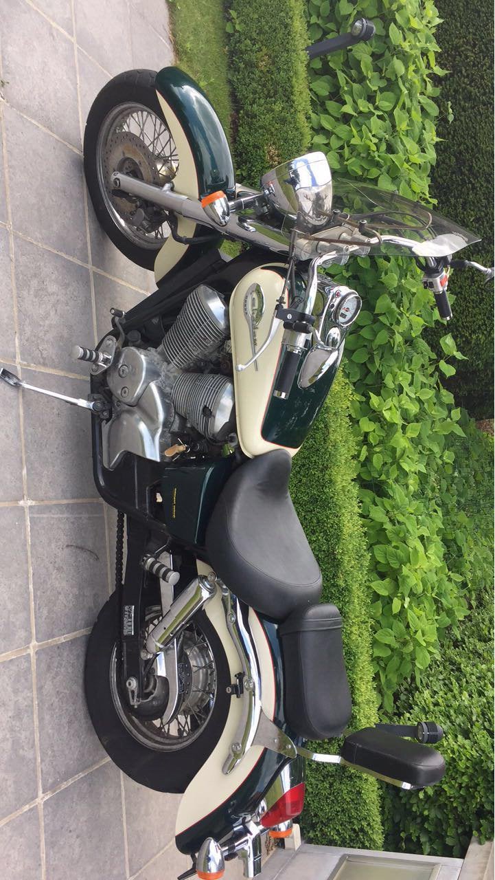 Honda Shadow VT750, Motoren, 750 cc, 2 cilinders, Gebruikt, Handgeschakeld