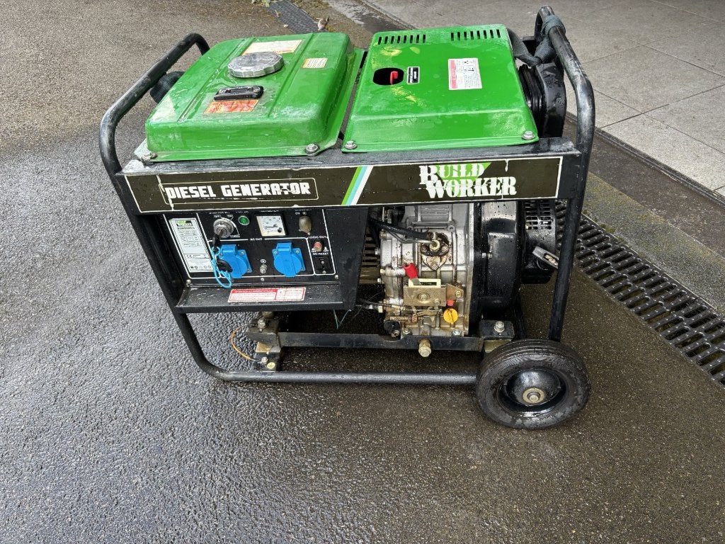 Groupe électrogène diesel, Bricolage & Construction, Générateurs, Enlèvement, Utilisé, 5 à 10 kVA, Démarrage électrique