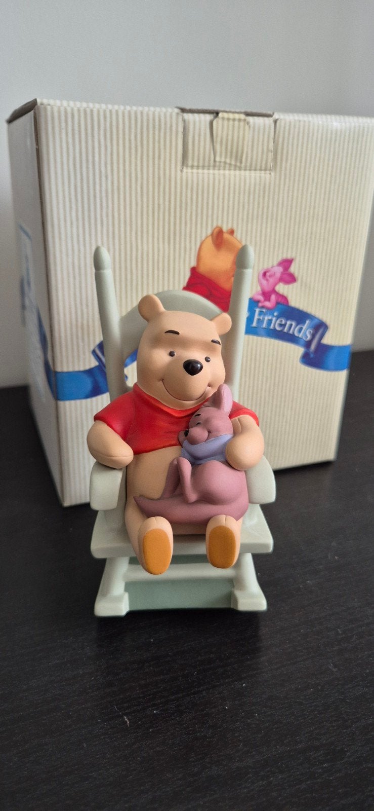 Disney Winnie the Pooh & Friends beeldje met Winnie de Poeh, Verzamelen, Disney, Ophalen of Verzenden