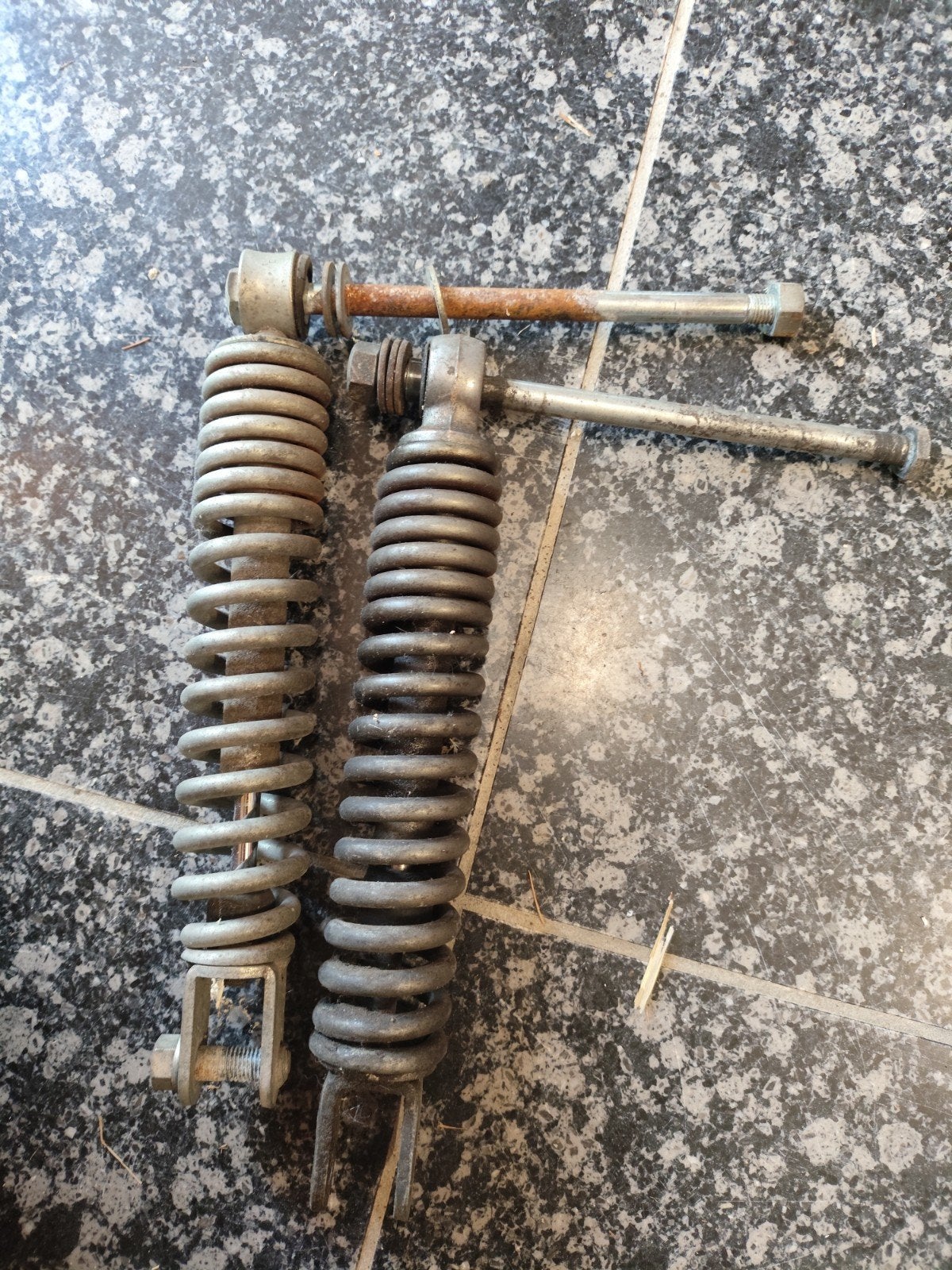 suzuki fa 50 achtervering, Ophalen
