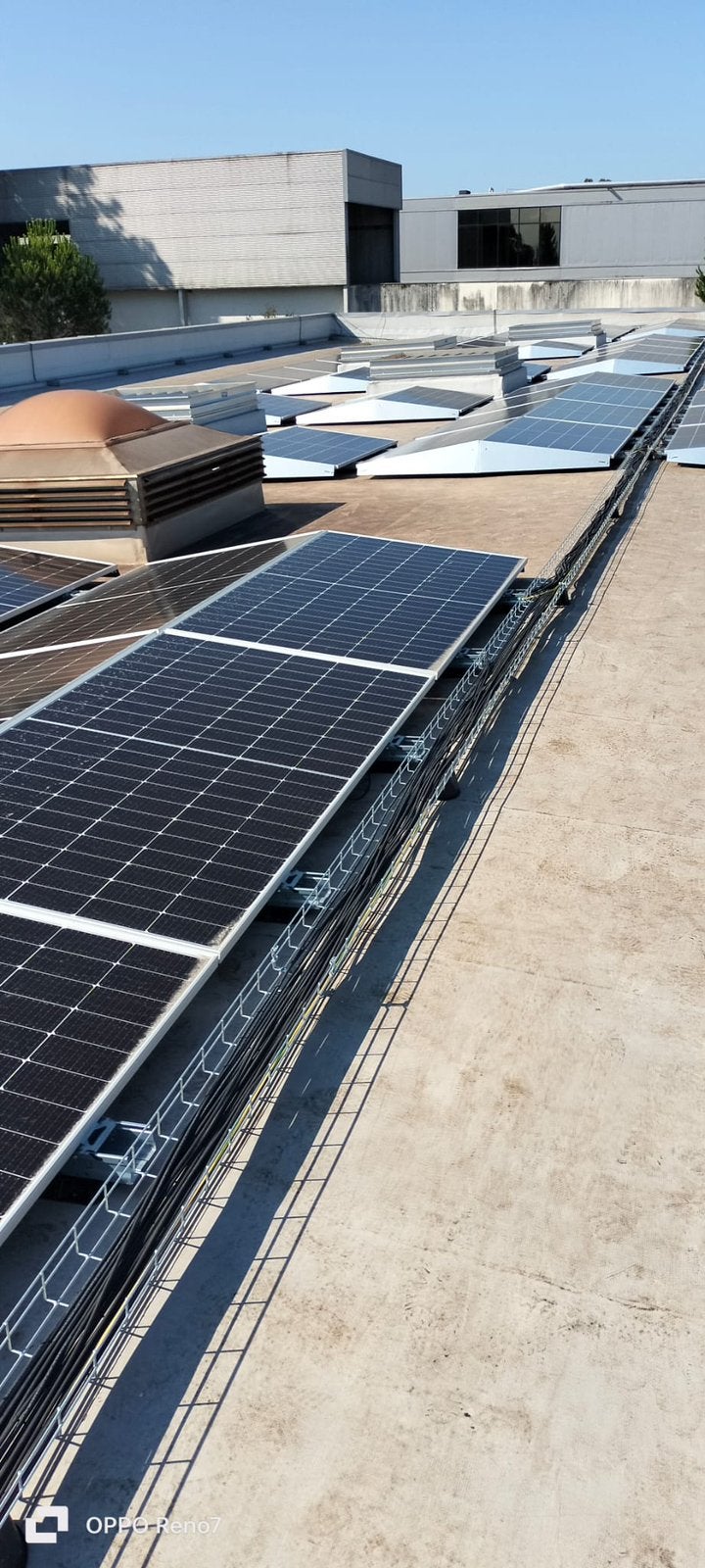 Technicien en installation de panneaux solaires, Enlèvement ou Envoi, Comme neuf