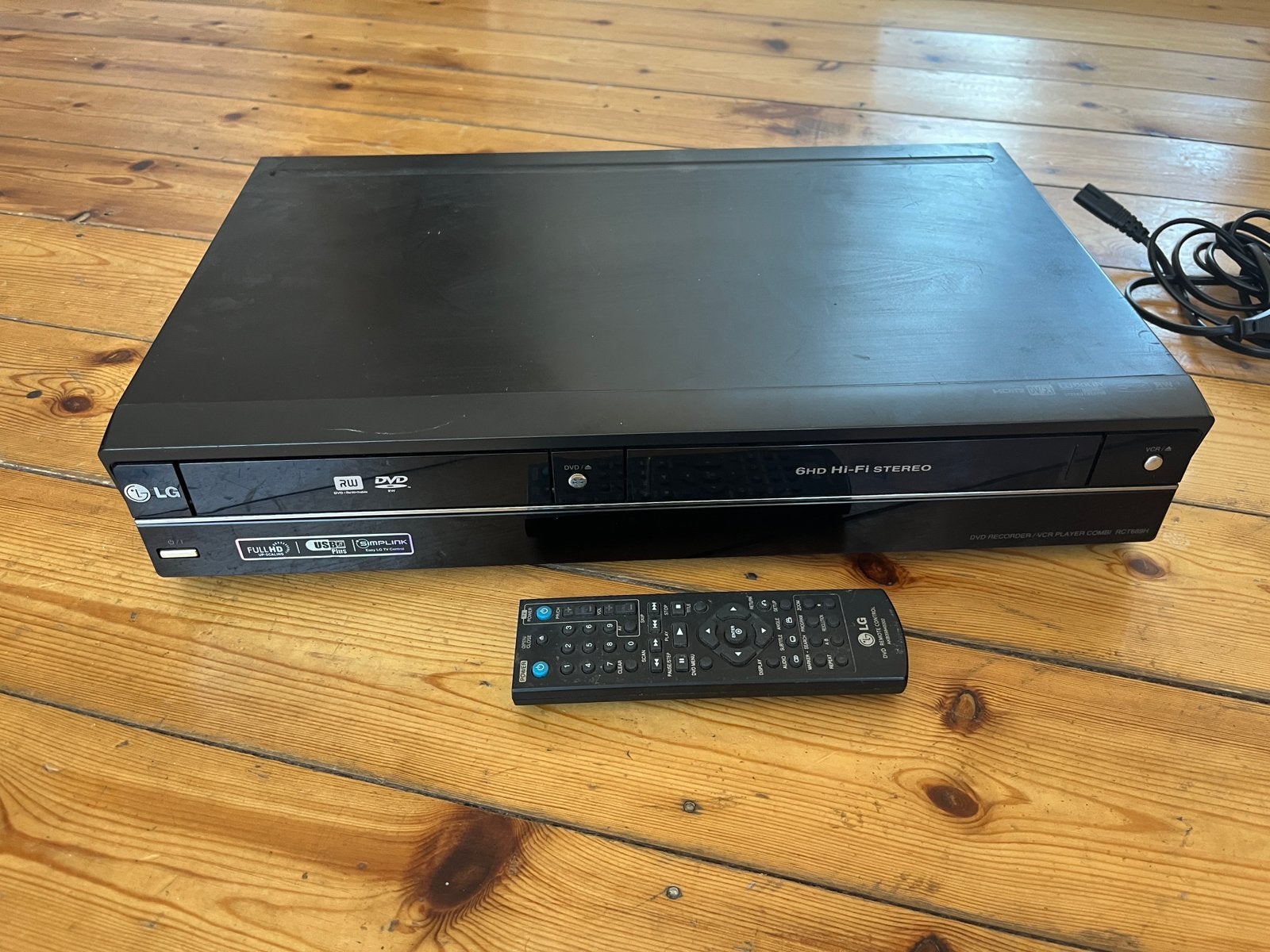 Combiné Lecteur DVD /Magnétoscope VHS LG RCT689H Sortie HDMI, Audio, Tv en Foto, DVD spelers, Zo goed als nieuw, Dvd-speler, LG
