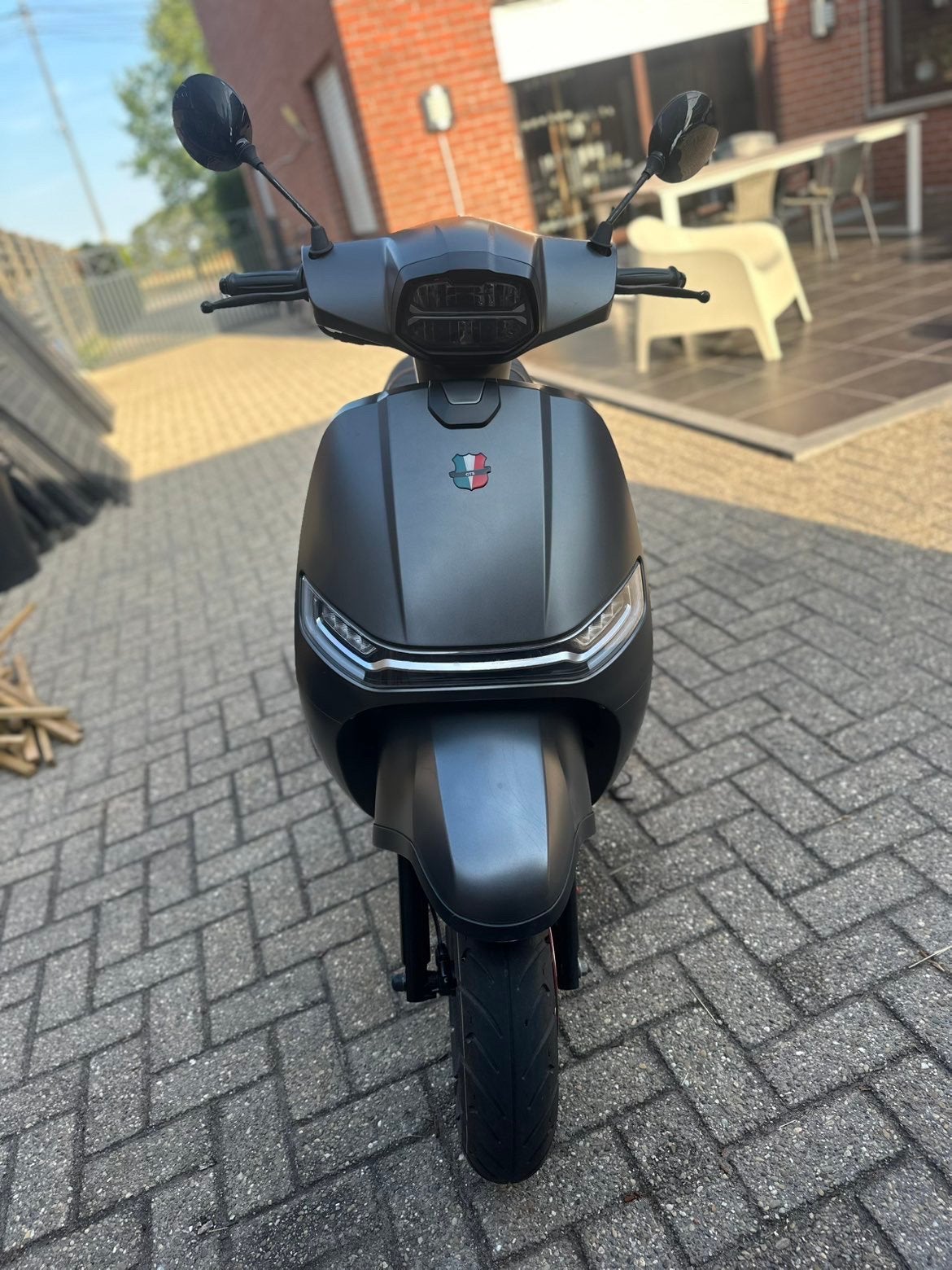 GTS Levanti 50cc, Fietsen en Brommers, Ophalen, Klasse A (25 km/u), Zo goed als nieuw, Benzine
