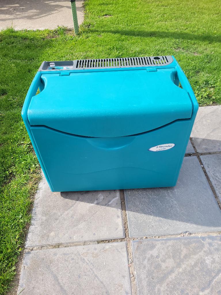 Koelbox, Caravans en Kamperen, Ophalen, Zo goed als nieuw, Koelbox, Koelelement