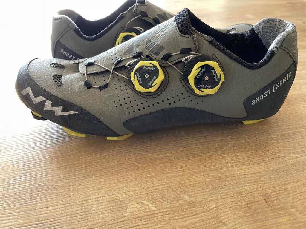 nd chaussure Gravel Northwave ghost2 pointure 42, Enlèvement ou Envoi, Autres tailles, Utilisé, Hommes