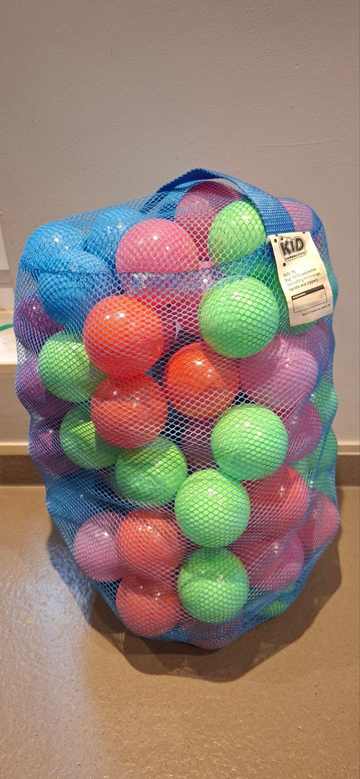 100 balletjes in netjes Kid Connection € 10, Kinderen en Baby's, Ophalen of Verzenden