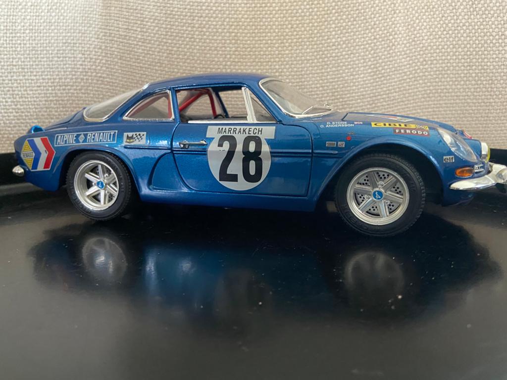 Schaalmodel auto - Bburago 1:18 Renault Alpine Made in Italy, Hobby & Loisirs créatifs, Voitures miniatures | 1:24, Enlèvement