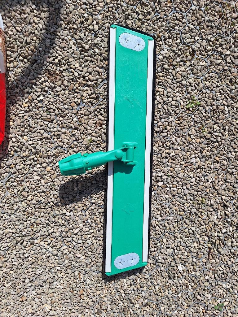 nieuwe grote swiffer kop, Enlèvement