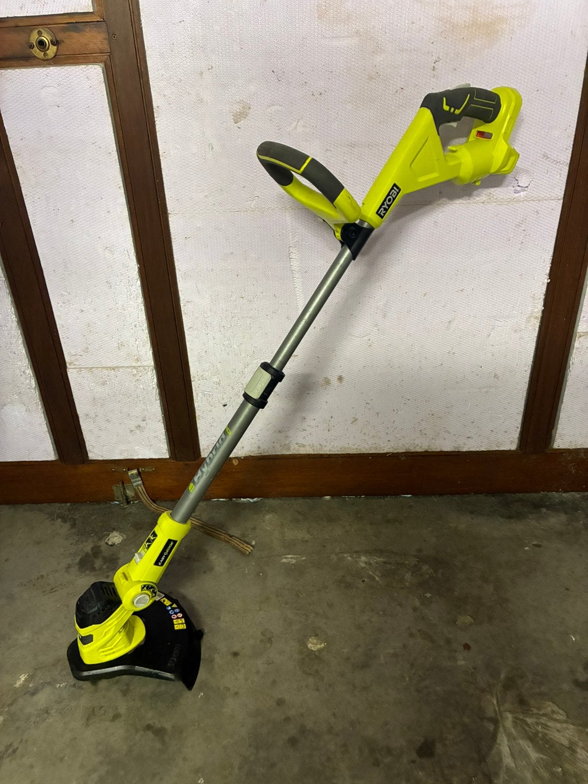 Coupe bordure Ryobi RLT1831H25, Enlèvement, Utilisé, 10 à 30 cm, Électrique
