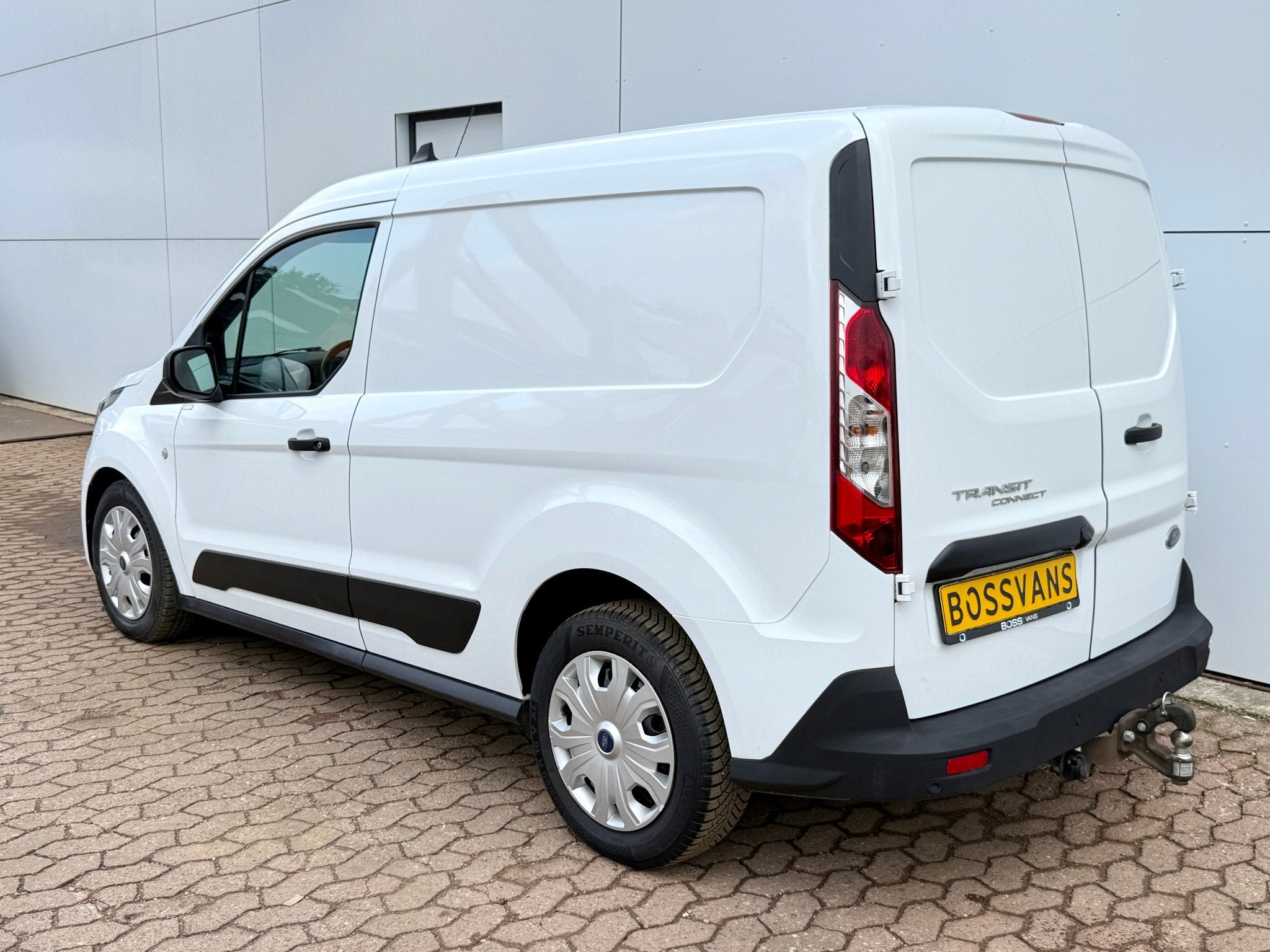 L2 Automaat Trekhaak Camera Airco Cruise Control Camera Park, Neuf, Achat, Euro 6, Entreprise
