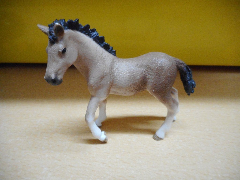 schleich veulen nr 100, Ophalen of Verzenden, Gebruikt