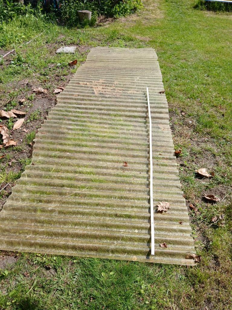 Polyester golfplaat, Enlèvement