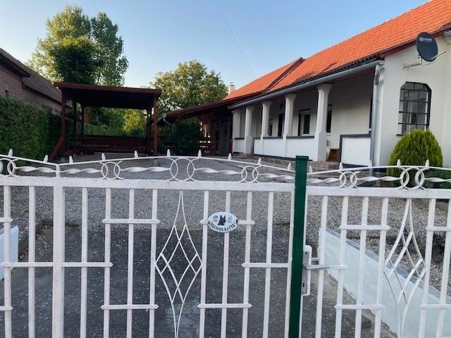 Mooi huis plus gastenverblijf en bouwgrond te koop Hongarije, Immo, 10 kamers, POTONY, Verkoop zonder makelaar, Landelijk