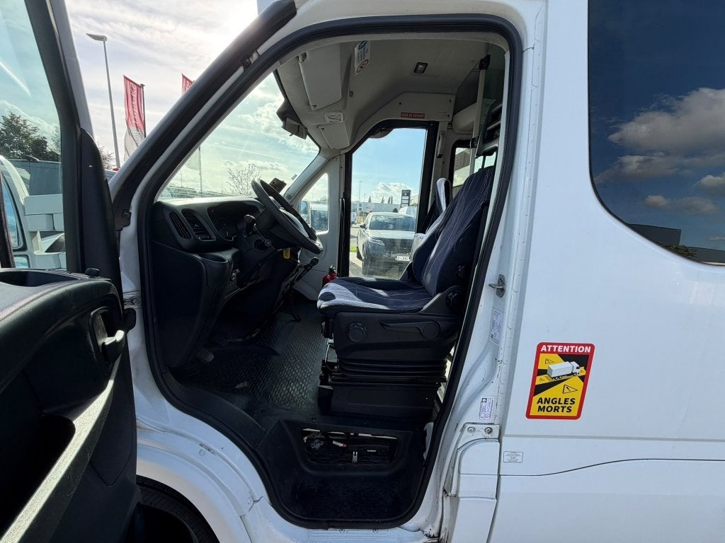 Iveco ( Stock ID 19219) — 15