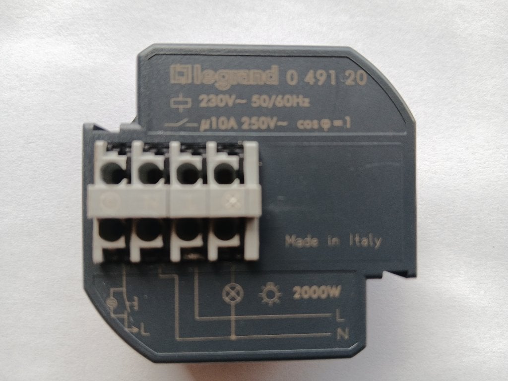 legrand 49120 inbouw afstands schakelaar, Doe-het-zelf en Bouw, Ophalen, Zo goed als nieuw, Overige typen