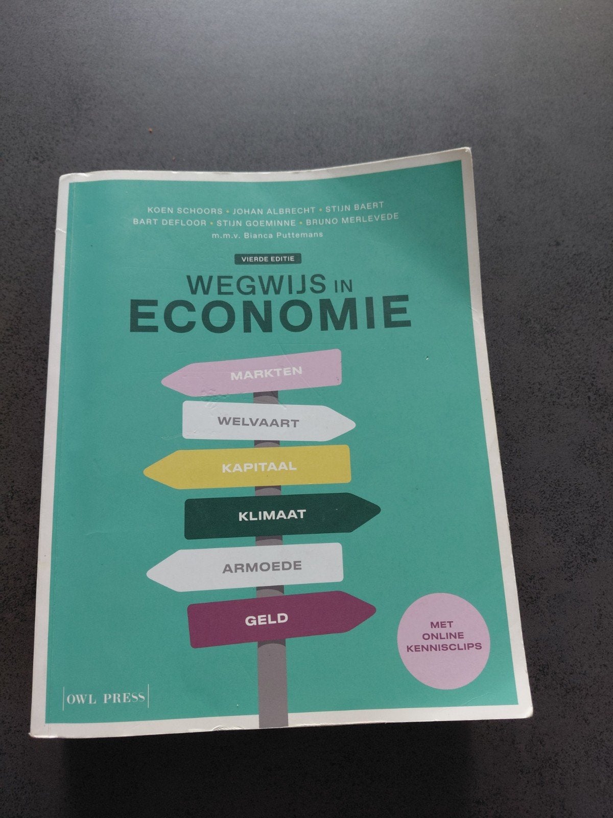 Bruno Merlevede - Wegwijs in economie, Ophalen, Bruno Merlevede; Bart Defloor; Koen Schoors; Stijn Goeminne; ...