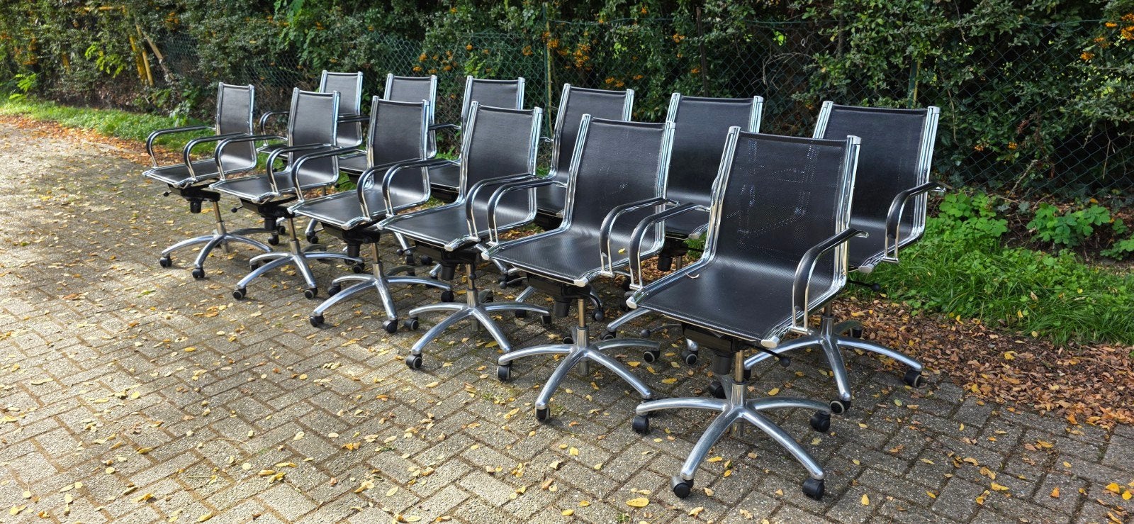 12 exclusieve design (eetkamer) stoelen met armleuning, Zwart, Ophalen of Verzenden, Vijf, Zes of meer stoelen, Kunststof