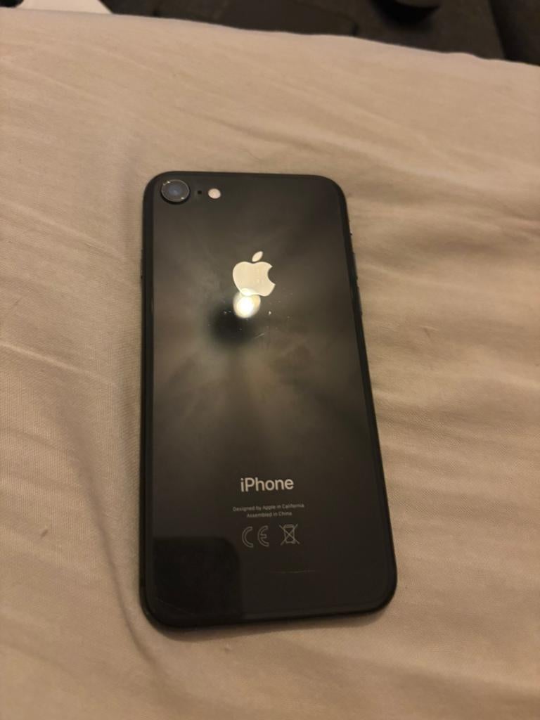Iphone 8 in goede staat, Telecommunicatie, Mobiele telefoons | Apple iPhone, Ophalen, Zo goed als nieuw, IPhone 8