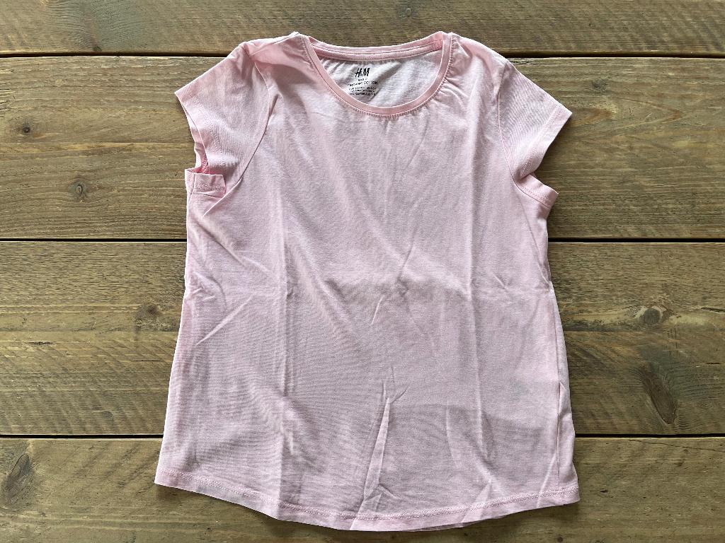 H&M, roze t-shirt maatje 122 - 128, Kinderen en Baby's, Kinderkleding | Maat 128, Meisje, H&M, Ophalen of Verzenden, Zo goed als nieuw