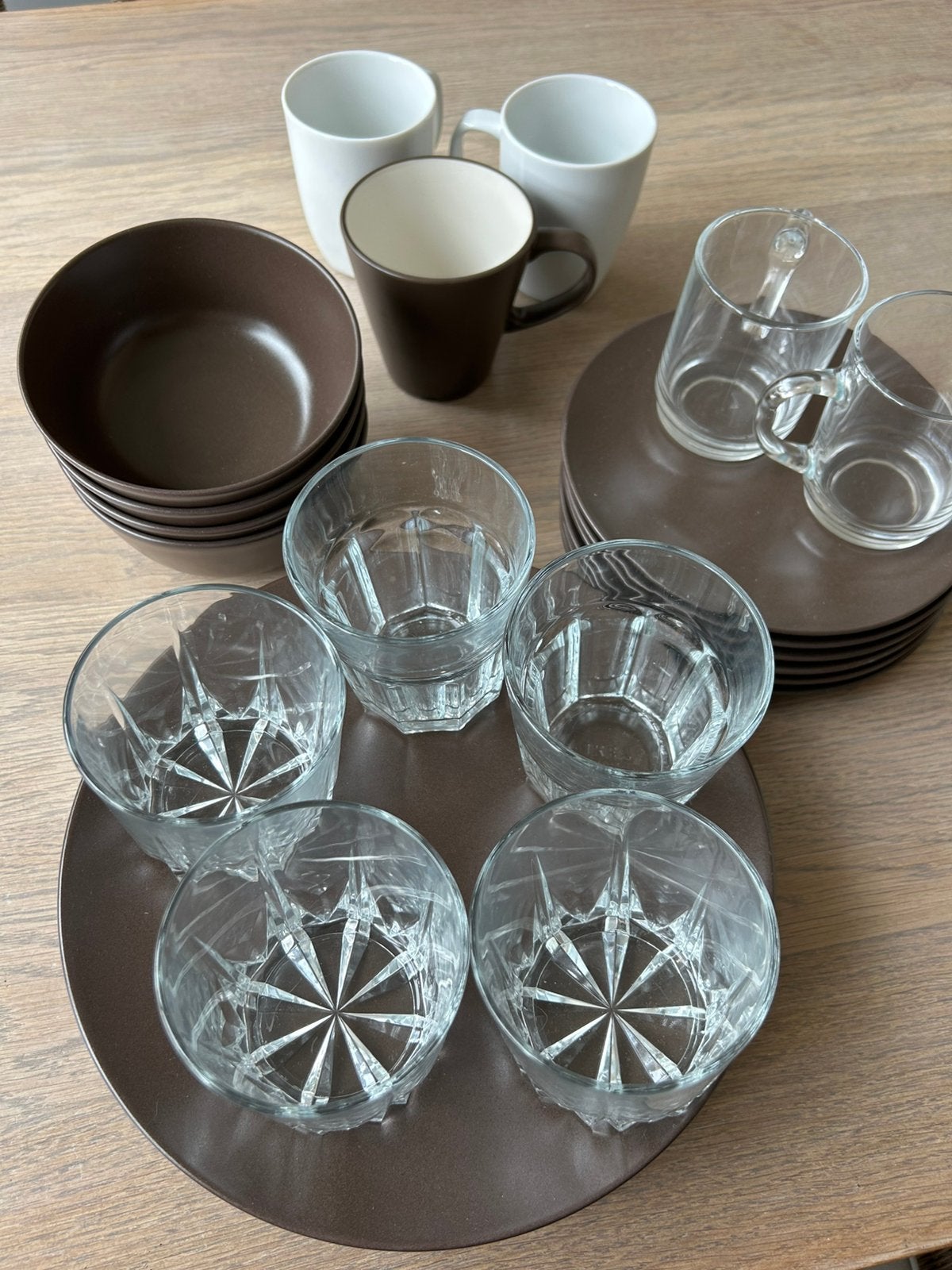 Gratis - servies : ideal startpakket voor op kot, Enlèvement, Comme neuf, IKEA