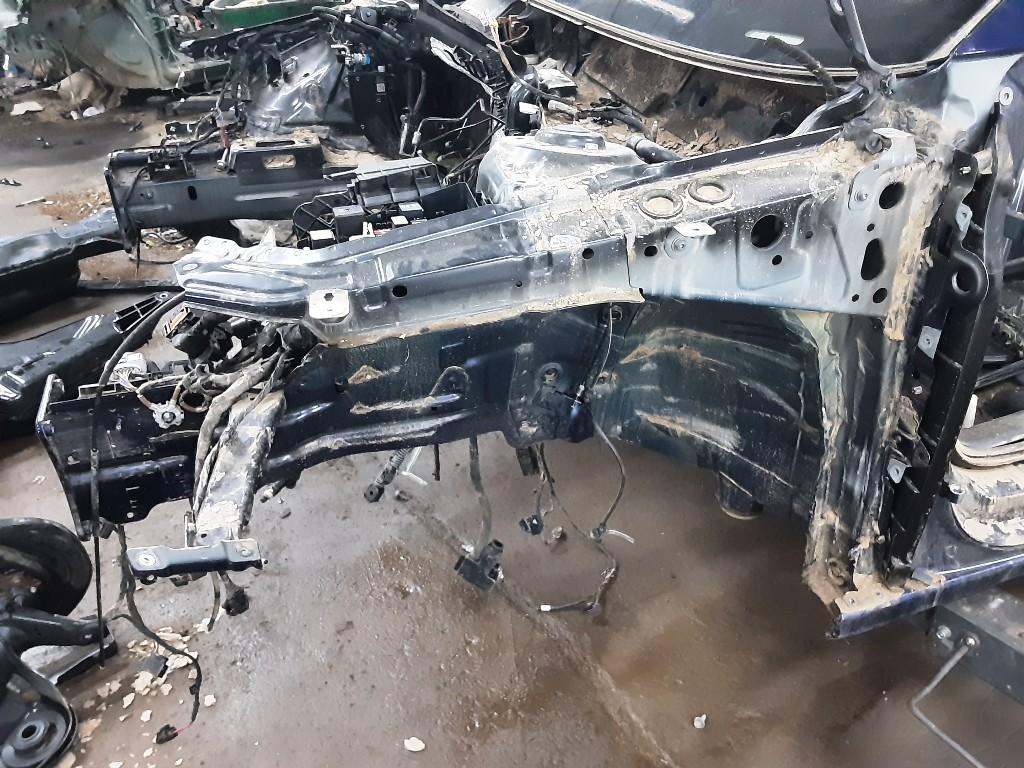 BINNENSPATSCHERM LINKS VOOR Audi A3 Sportback (8YA), Auto-onderdelen, Gebruikt, Voor, Audi, Spatbord