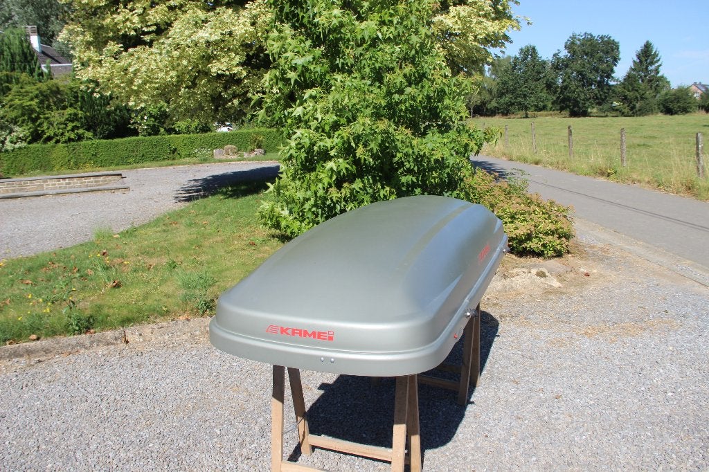 Coffre de toit KAMEI GRIZZLY DIAMANT (450 Litres)., Autos : Divers, Coffres de toit, Comme neuf, Enlèvement
