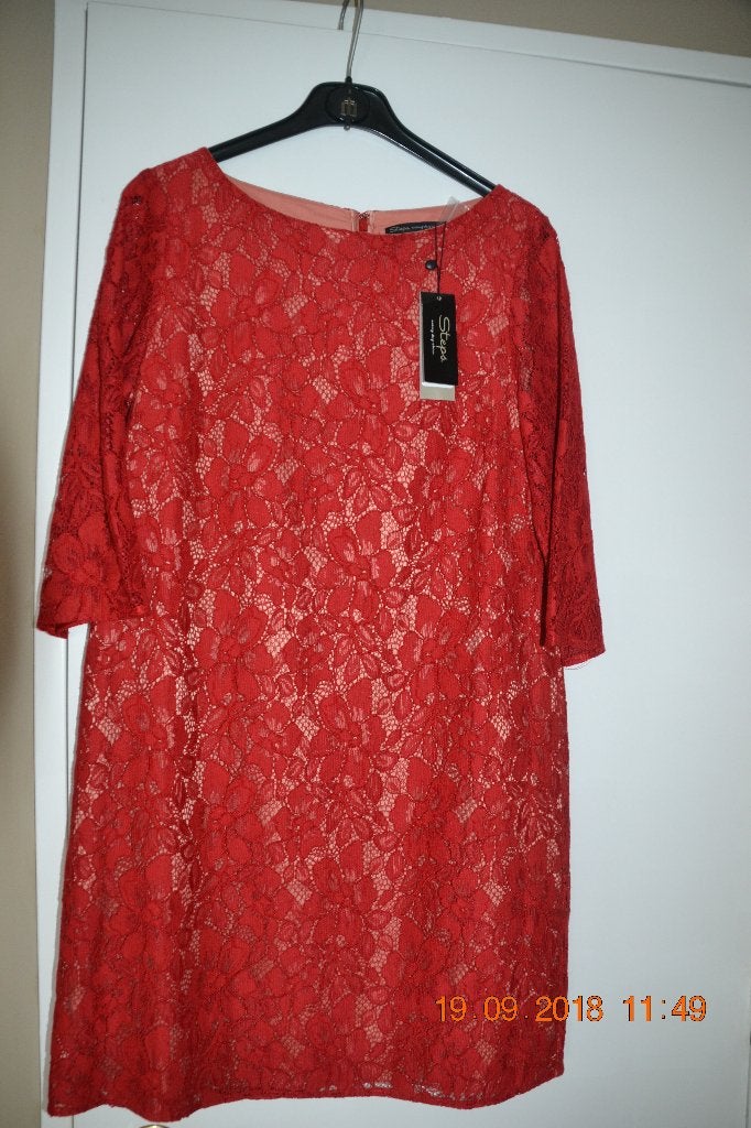 Tapis rouge (nouveau), Taille 38/40 (M), Enlèvement ou Envoi, Longueur genou, Neuf