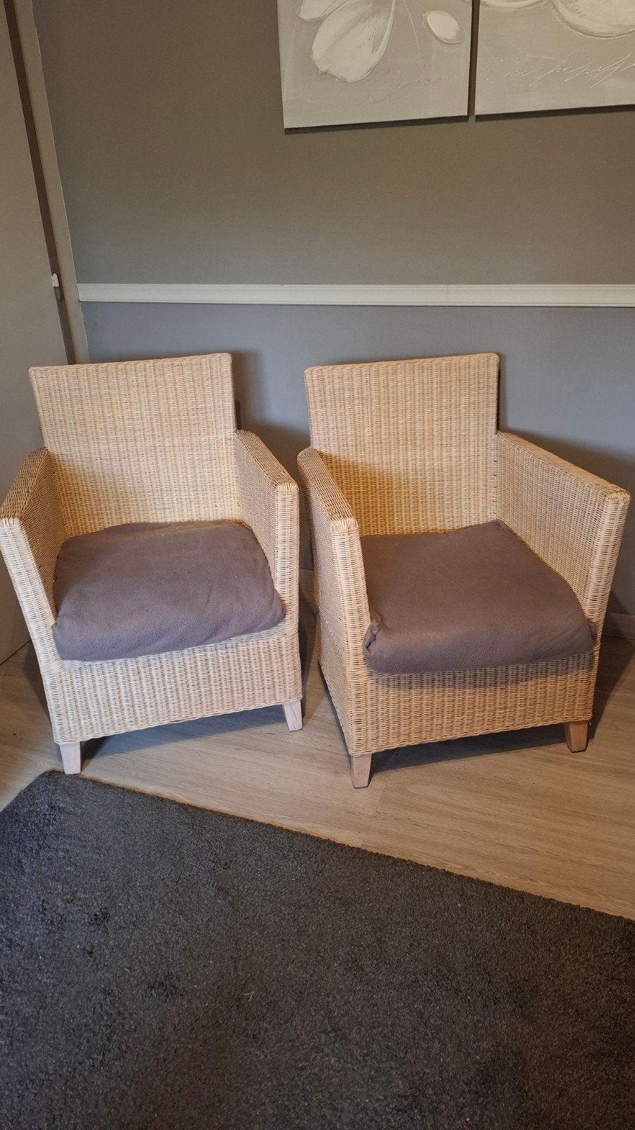fauteuils en rotin, Enlèvement