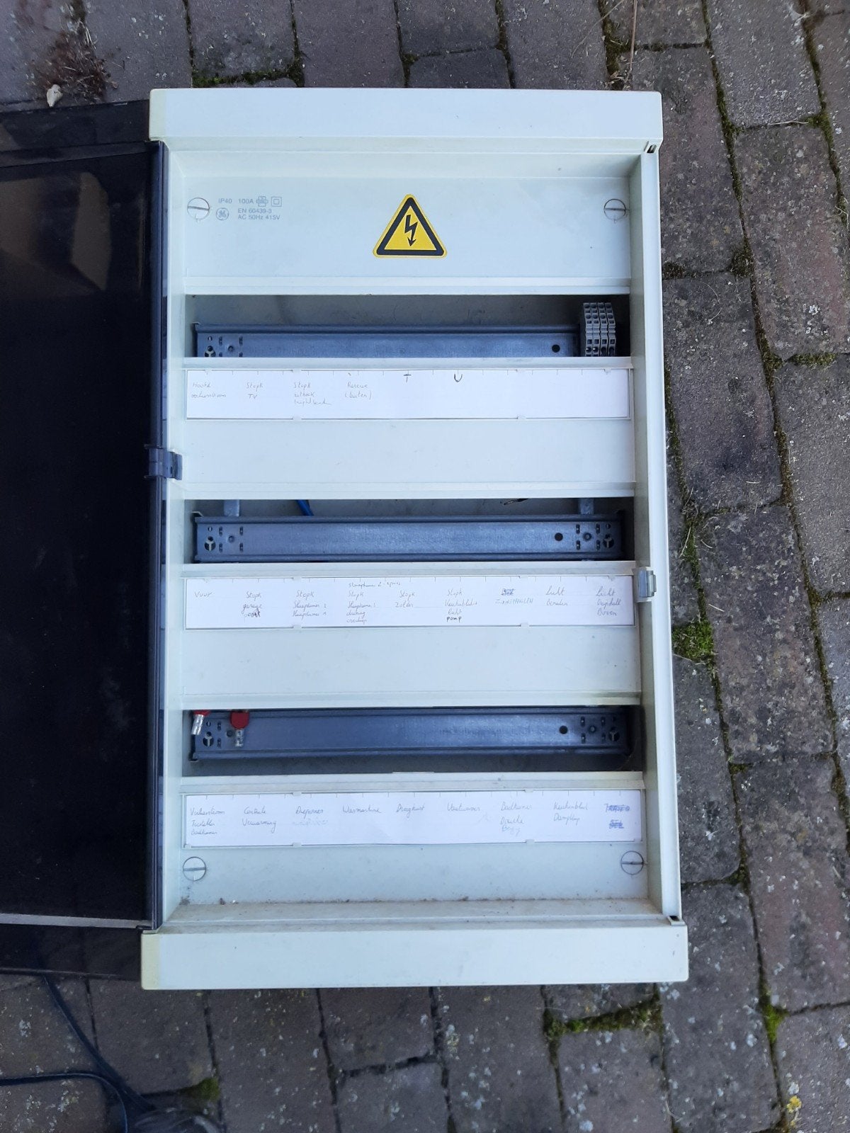 ABB Vynckier zekeringkast 3 x 18 modules, Doe-het-zelf en Bouw, Ophalen, Gebruikt, ABB, Groepenkast