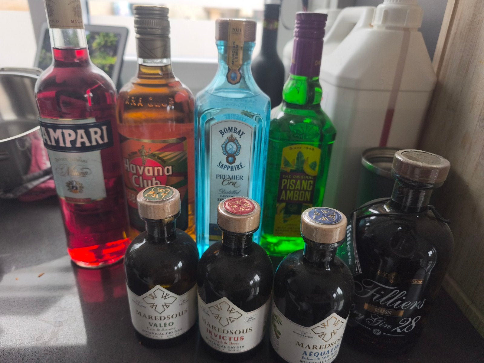 Lot de bouteilles – vins & spiritueux, Enlèvement