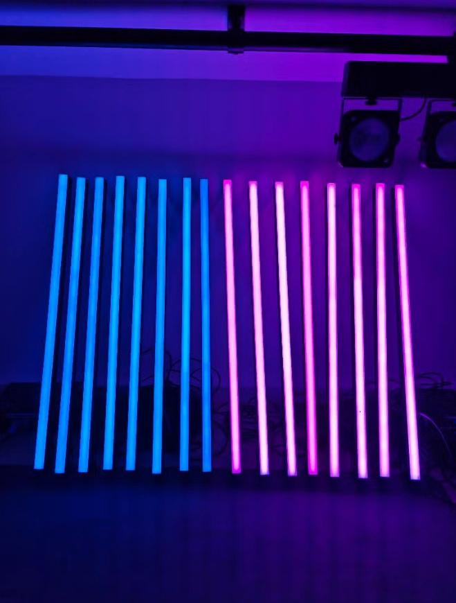 Showtec octostrip mk1 (laatste 2 sets), Musique & Instruments, Lumières & Lasers, Enlèvement, Utilisé, Lumières, Couleur