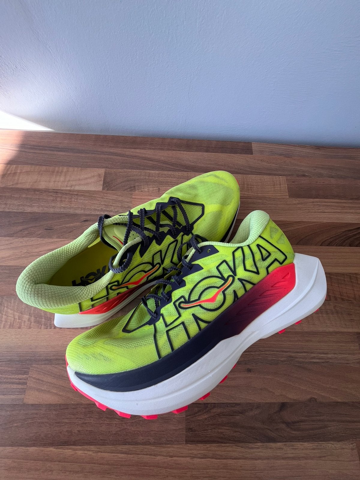 HOKA Rocket X - 45 1/3, Enlèvement ou Envoi, Comme neuf, Chaussures