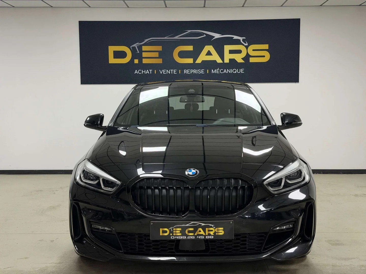 BMW 1 Serie 116 dAS Pack M *LED*NAVI*CARPLAY /GARANTIE 12MOI, Auto's, Automaat, 1 Reeks, 116 pk, Zwart
