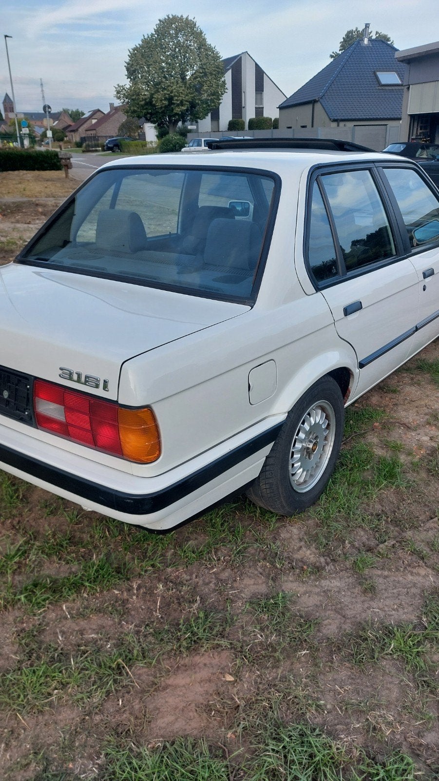 BMW E30, foto 2