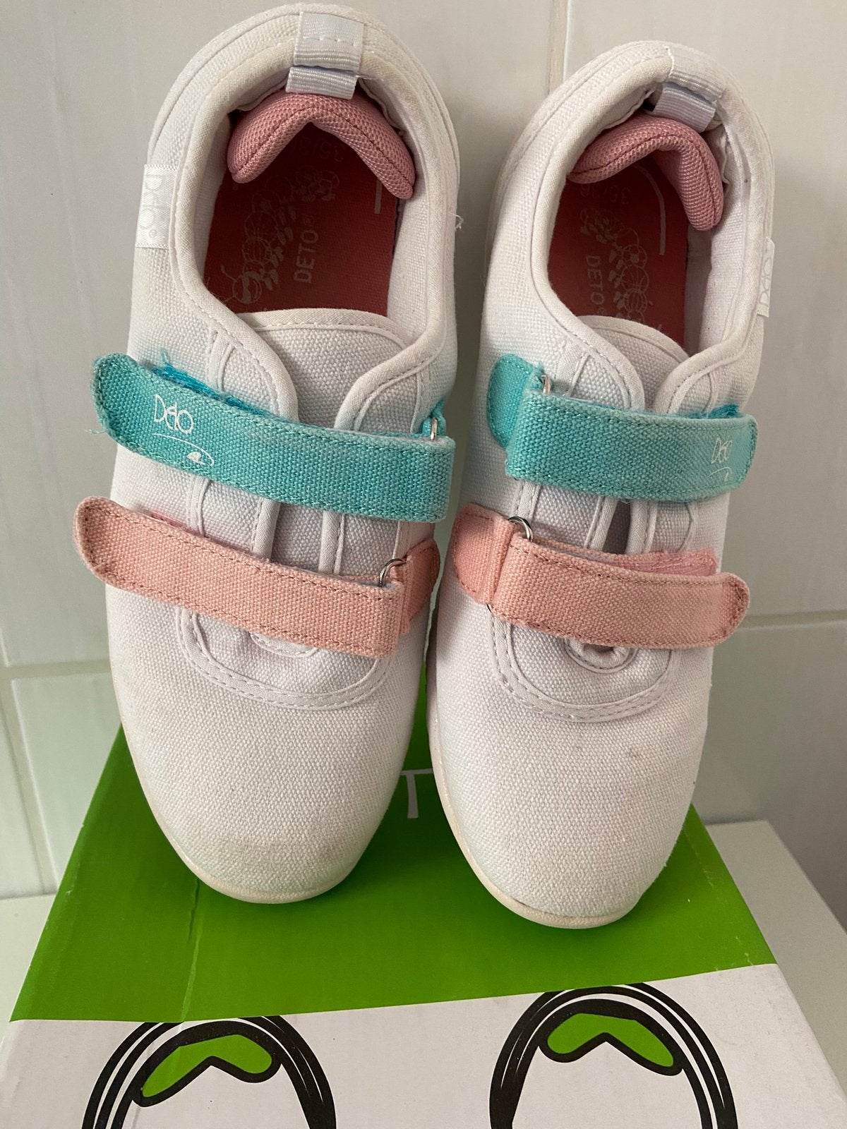 Vakantie schoenen maat 35/36. In perfecte staat., Kinderen en Baby's, Kinderkleding | Schoenen en Sokken, Ophalen of Verzenden