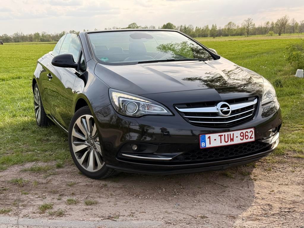 Opel Cascada 1.4 Turbo Cabrio dealer onderhouden 1e eigenaar, Autos, Cuir, Euro 6, Cabriolet, Boîte manuelle