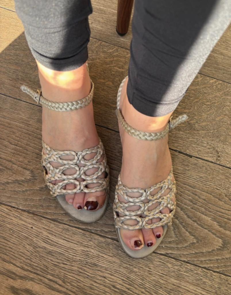 Sandalen van Daniele Tucci, Kleding | Dames, Schoenen, Ophalen of Verzenden, Zo goed als nieuw