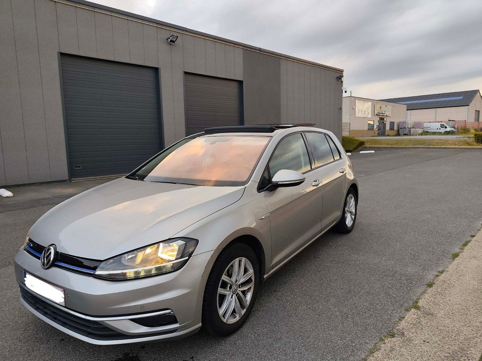 VW Golf 1.5 TGI 130ch CNG/essence, Autos, Argent ou Gris, Euro 6, 5 portes, 96 kW