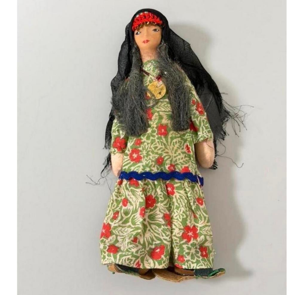 Poupée égyptienne vêtements traditionnels faits à main, 1960, Enlèvement ou Envoi, Comme neuf, Poupée