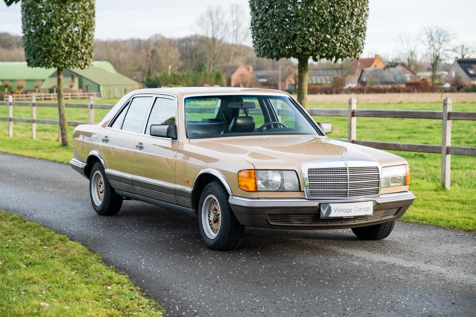 Mercedes-Benz 280S W126 - 1985, Autos, Mercedes-Benz, Cuir, Achat, 4 portes, Entreprise