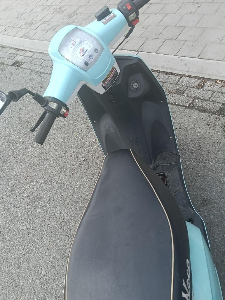 neco lola scooter met sleutel, Vélos & Vélomoteurs, Enlèvement, Utilisé, Neco lola scooter met sleutel