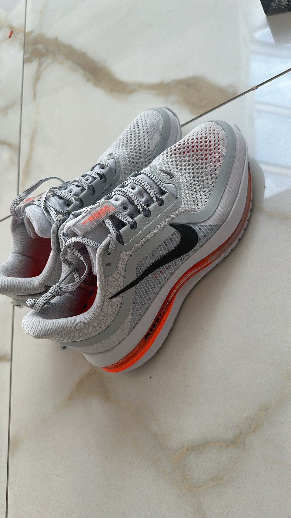 Nike Pegasus Premium, Kleding | Heren, Schoenen, Ophalen of Verzenden, Nieuw, Overige kleuren