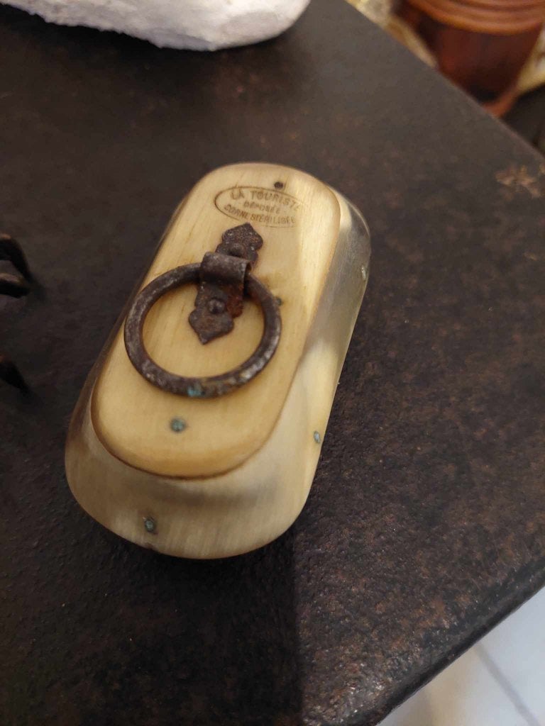 Boîte à tabac en corne de 8,5 cm, Antiquités & Art, Enlèvement