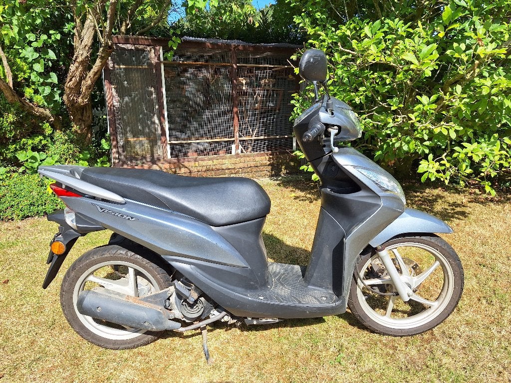Bromfiets Honda Vision, Fietsen en Brommers, Ophalen, Gebruikt, Overige modellen, Klasse B (45 km/u)