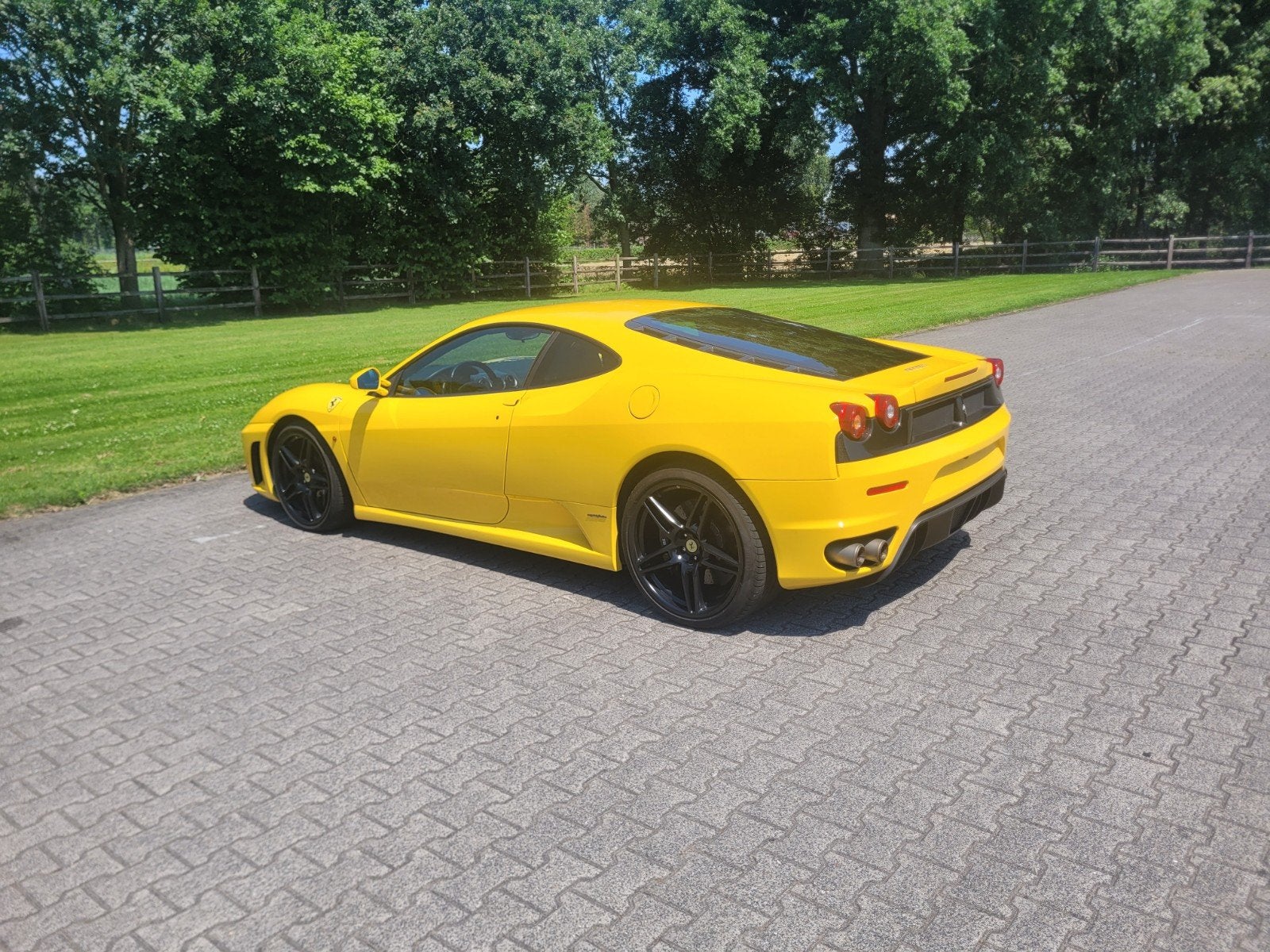 Zeldzame Ferrari F430 Vol Carbon 1e lak & uitsluitend dealer, Auto's, Automaat, Achterwielaandrijving, 4200 cc, Particulier