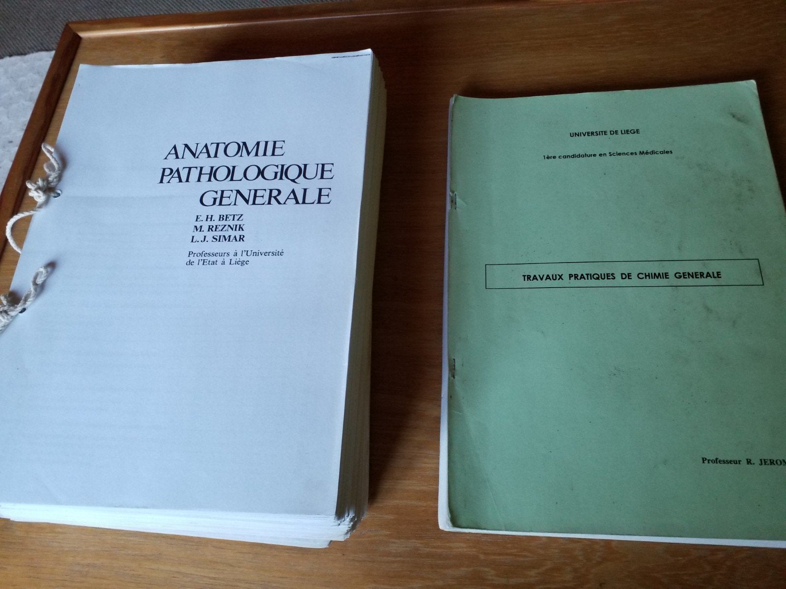 Laboratorium voor algemene pathologische anatomie en chemie, Boeken, Ophalen